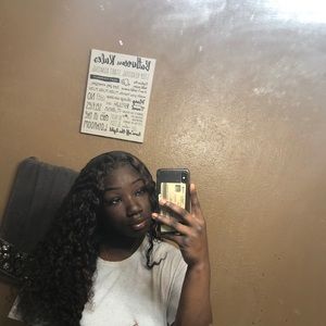 Meet your Posher, Shyra